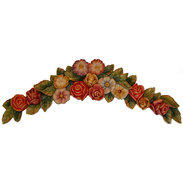 Sovraporta mit Blumen 