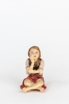 Girl sitting ALR433 (3,94", color)