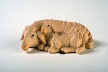 Sheep sleeping with lamb ALR465 (3,94", color)