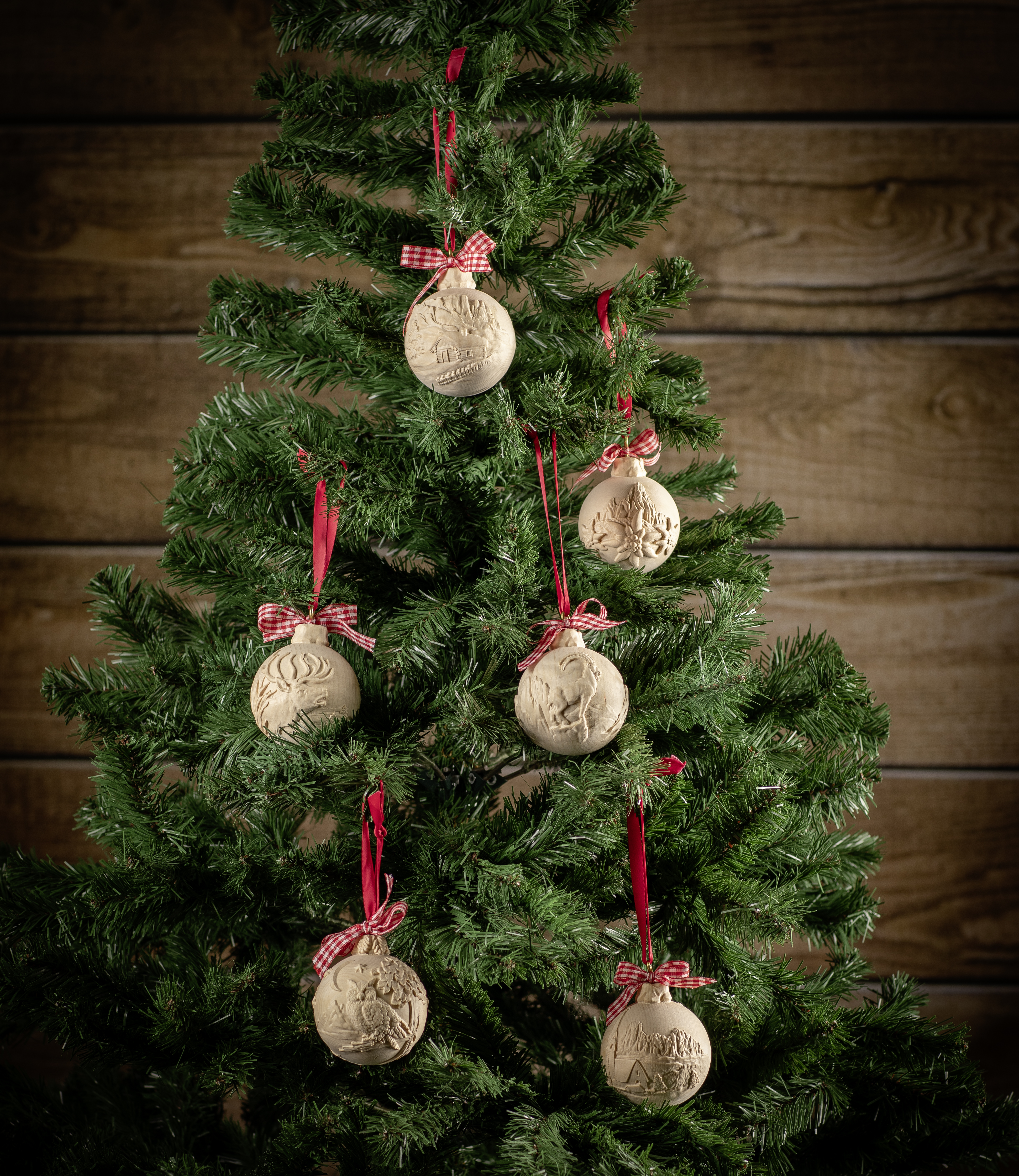 Weihnachtskugel Zirbenholz Hirsch – Christbaumschmuck