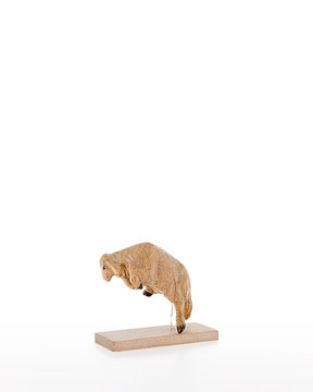 Lamb jumping for joy LE10000-27 (4,72", stained 3 col.)