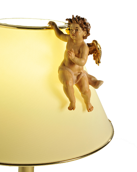 Leo the lamp shade angel Woodcarving, nativity and chess set in