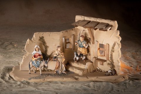 16+ Wood Carved Nativity Scene